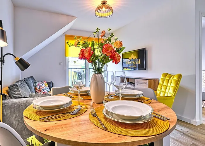 Butikowe Pine By Royal Aparts Шклярска-Поремба