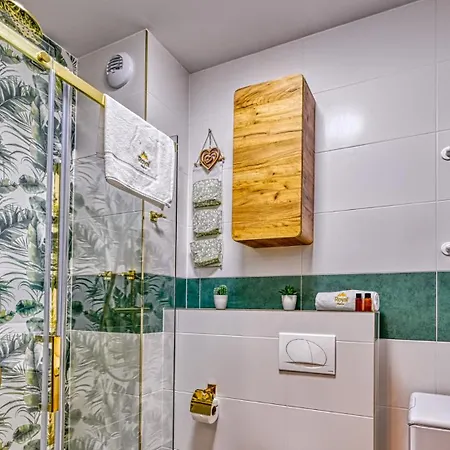 Butikowe Pine By Royal Aparts Appartement