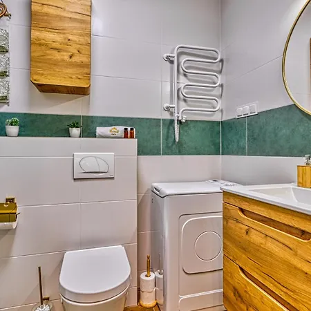 Butikowe Pine By Royal Aparts *