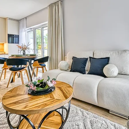 Butikowe Pine By Royal Aparts *