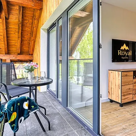 Butikowe Pine By Royal Aparts שצ'קלארסקה פוראובה