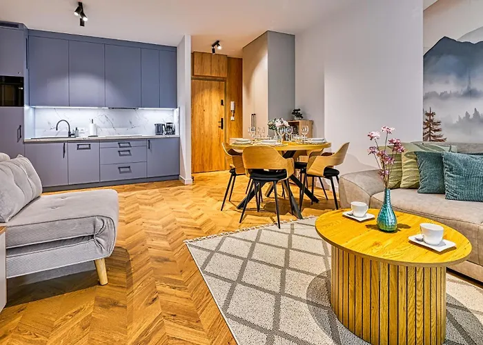 Butikowe Pine By Royal Aparts *