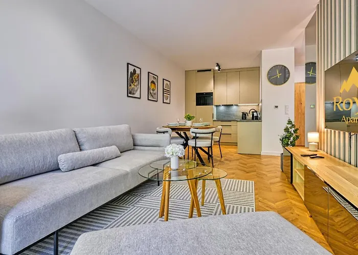 Butikowe Pine By Royal Aparts Apartment *